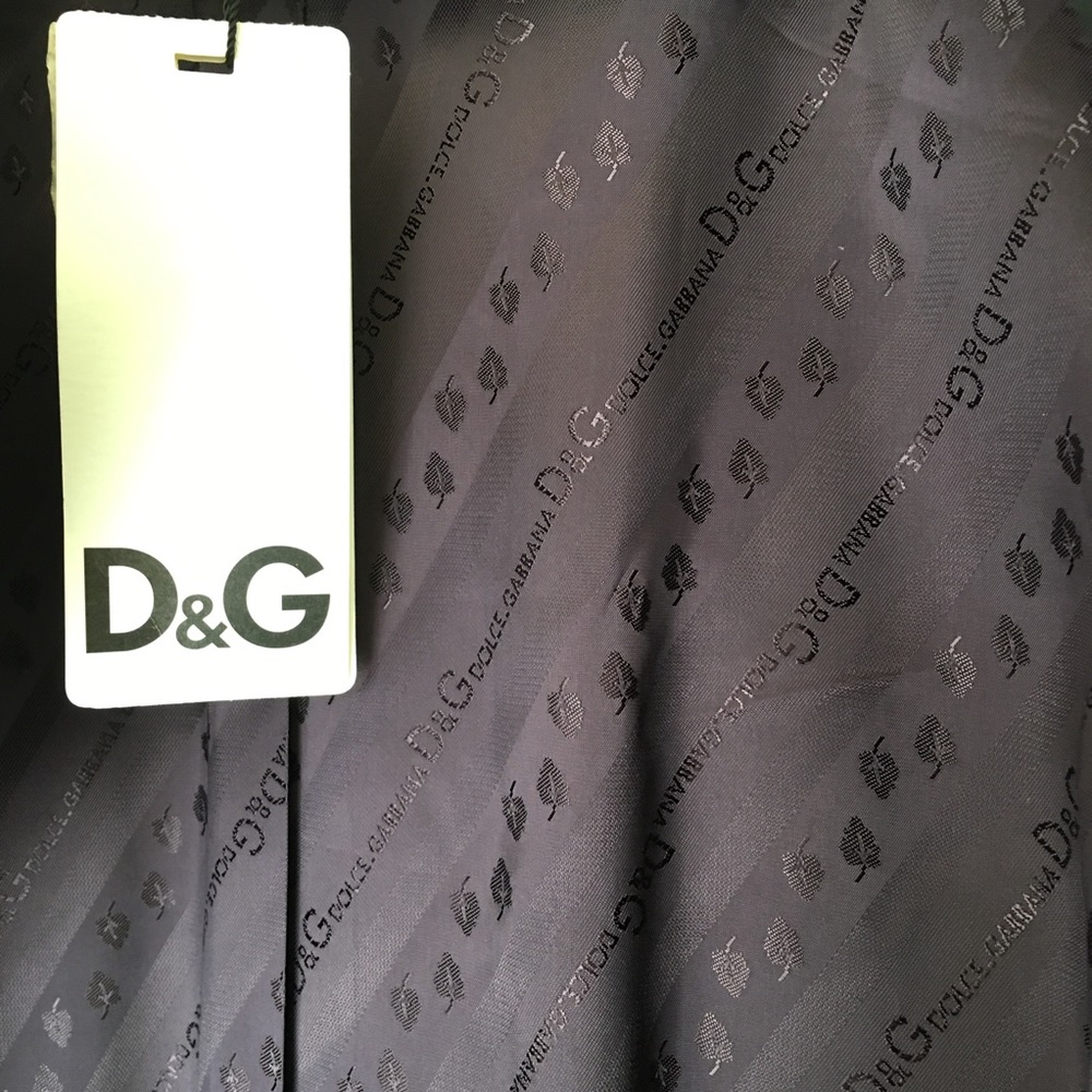 D&G Trench Coat - Picture 5 of 8